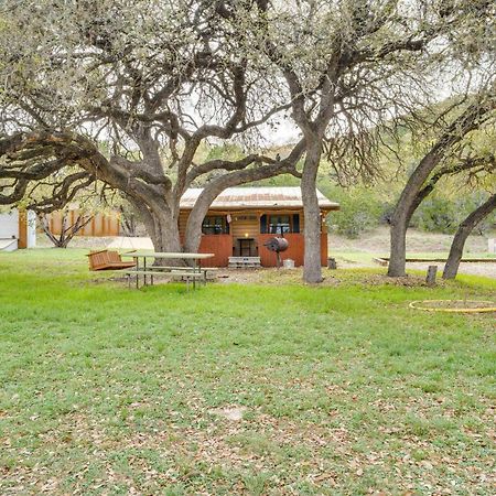 Cabana Luna Cabin With Deck, Swing And Fire Pit! Villa Rio Frio Exterior photo